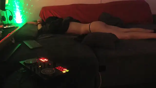 Snapshot of davidgntxxxxx chatting on October 26, 2025, 6:08 pm davidgntxxxxx online show from October 26, 2025, 6:08 pm