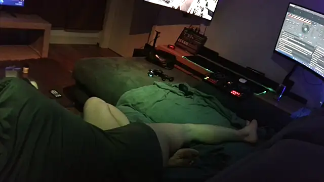 Snapshot of davidgntxxxxx chatting on September 22, 2025, 6:03 pm davidgntxxxxx online show from September 22, 2025, 6:03 pm