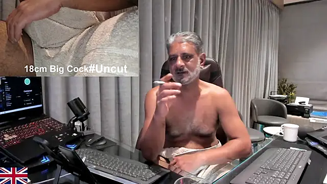 OnlineBossUK online show from May 9, 2026, 3:54 am
