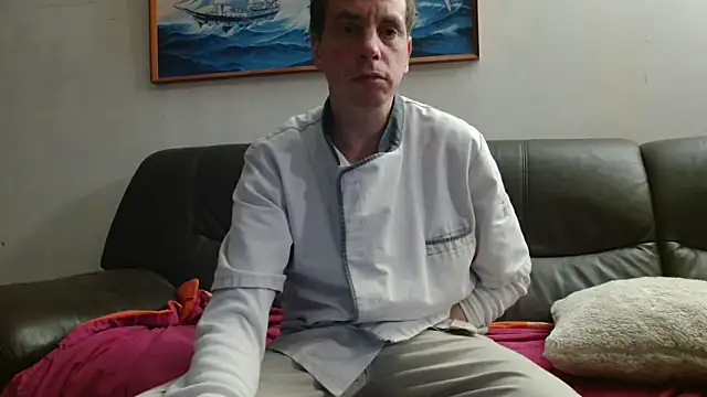 Snapshot of cloupefun chatting on February 17, 2026, 6:44 am cloupefun online show from February 17, 2026, 6:44 am