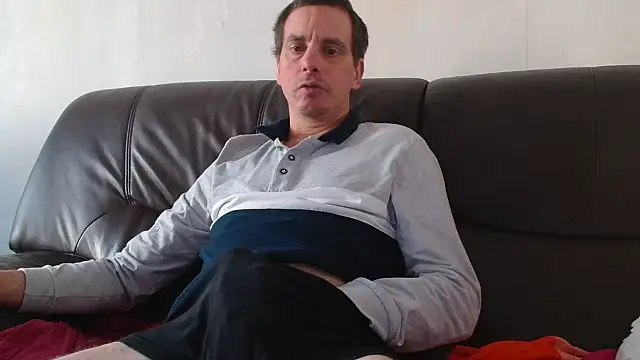 cloupefun online show from November 15, 2025, 12:53 pm