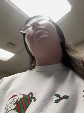 Snapshot of LacieStar chatting on December 14, 2024, 3:28 am LacieStar online show from December 14, 2024, 3:28 am