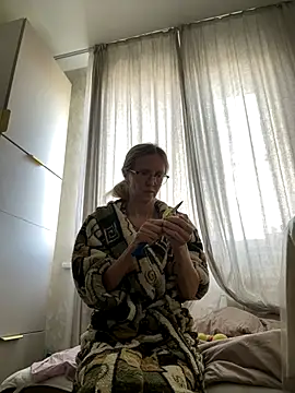 Snapshot of angelmommu chatting on October 21, 2025, 7:19 am angelmommu online show from October 21, 2025, 7:19 am