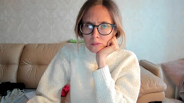 Snapshot of angelmommu chatting on March 1, 2025, 2:55 pm angelmommu online show from March 1, 2025, 2:55 pm