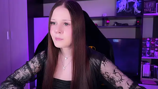 jasminevine online show from February 6, 2026, 7:15 am