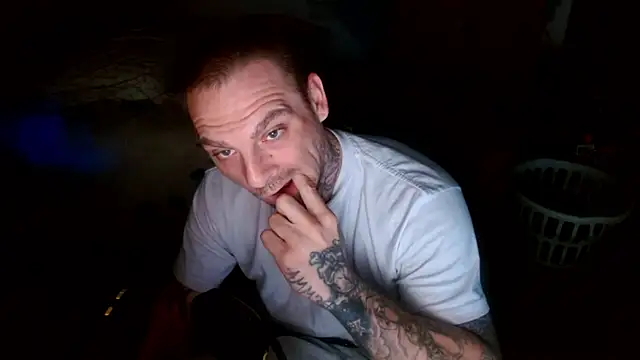 DADDY KANE8--- online show from April 7, 2026, 6:59 am