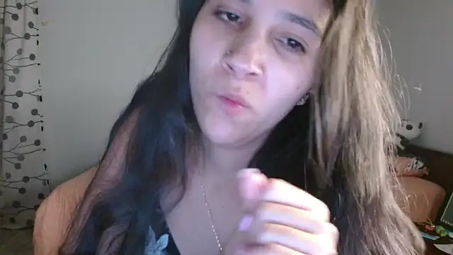 Snapshot of mia__lopez_ chatting on March 21, 2025, 1:24 am mia lopez online show from March 21, 2025, 1:24 am