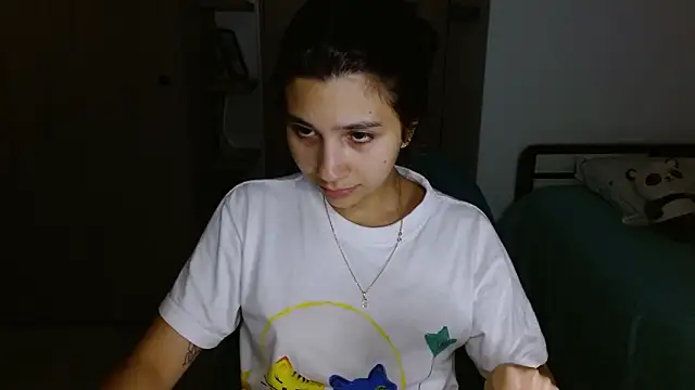 mia  lopez  online show from February 13, 2026, 3:17 am