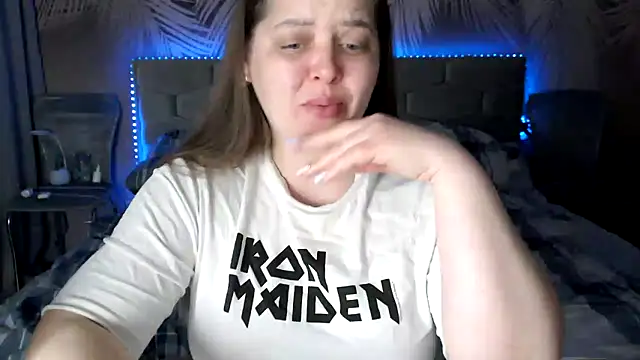 uliastar online show from March 25, 2026, 7:30 am