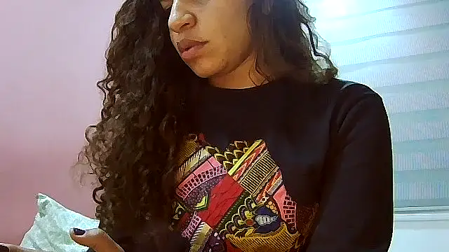 gatubelahot online show from December 3, 2025, 2:56 am