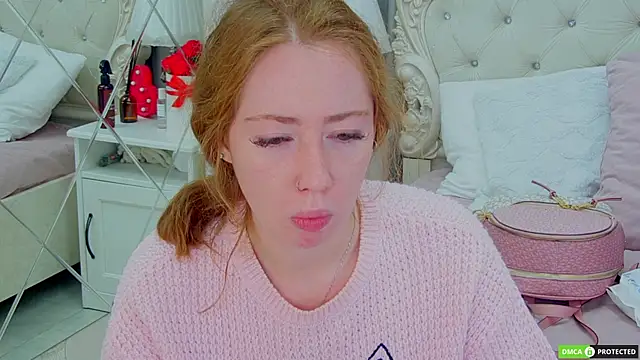 TinaBrook online show from November 12, 2025, 3:54 am