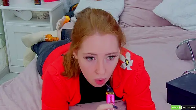 TinaBrook online show from October 16, 2025, 4:21 am