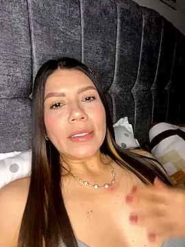 martina contreras online show from January 17, 2026, 3:10 am