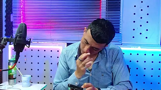 Darko0717 online show from March 12, 2026, 4:55 pm