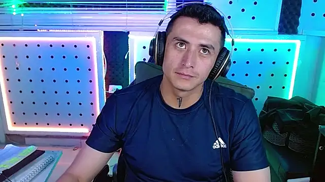 Darko0717 online show from February 17, 2026, 2:09 am