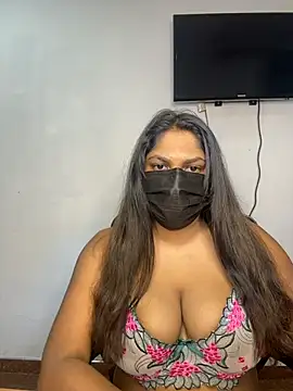 Snapshot of Black_Beauty997 chatting on November 21, 2025, 5:45 pm Black Beauty997 online show from November 21, 2025, 5:45 pm