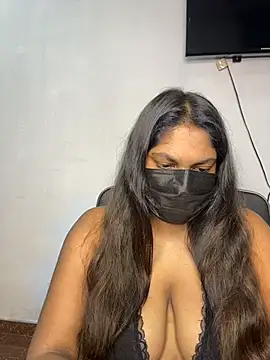 Snapshot of Black_Beauty997 chatting on December 15, 2025, 9:26 am Black Beauty997 online show from December 15, 2025, 9:26 am