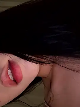 Serena-AU online show from March 28, 2026, 3:35 pm