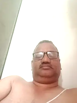 Snapshot of StarPacifist6 chatting on March 10, 2025, 4:14 pm StarPacifist6 online show from March 10, 2025, 4:14 pm