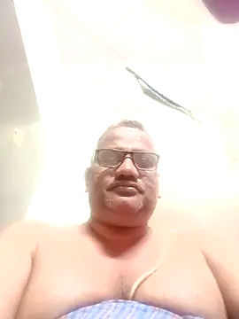 Snapshot of StarPacifist6 chatting on March 5, 2025, 4:13 pm StarPacifist6 online show from March 5, 2025, 4:13 pm