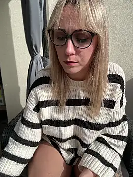 Leanymphoo online show from March 5, 2026, 10:01 am