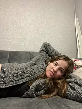 Lady baby  online show from January 14, 2025, 6:49 pm