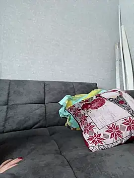 Lady baby  online show from January 14, 2025, 11:10 am