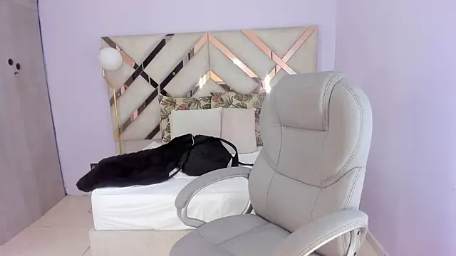 kylie reyes online show from February 23, 2026, 7:25 pm