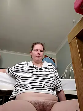 xxSexyBushLinnxx online show from March 18, 2025, 11:00 am