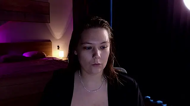 Snapshot of DjennaPalme chatting on May 24, 2026, 10:37 am DjennaPalme online show from May 24, 2026, 10:37 am