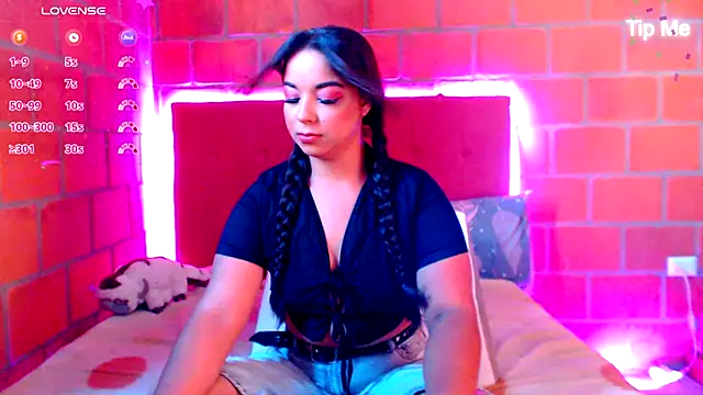 SweetKathy2 online show from December 17, 2025, 8:25 pm