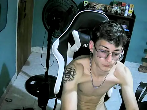 Snapshot of Jughead_16 chatting on November 11, 2025, 5:30 pm Jughead 16 online show from November 11, 2025, 5:30 pm