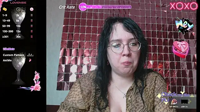 Snapshot of LeonaHarrison chatting on February 9, 2025, 8:10 am LeonaHarrison online show from February 9, 2025, 8:10 am