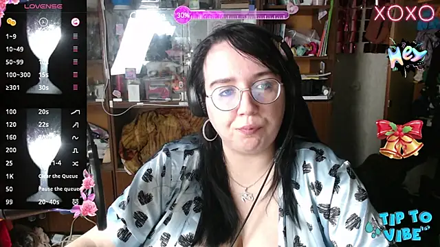 Snapshot of LeonaHarrison chatting on January 28, 2025, 1:16 pm LeonaHarrison online show from January 28, 2025, 1:16 pm