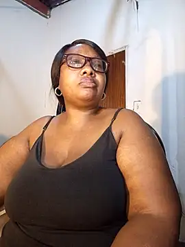 Snapshot of YELLOW_BONE chatting on November 30, 2025, 1:50 am YELLOW BONE online show from November 30, 2025, 1:50 am