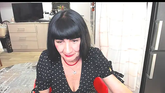 Tina Joness online show from February 19, 2025, 8:41 pm