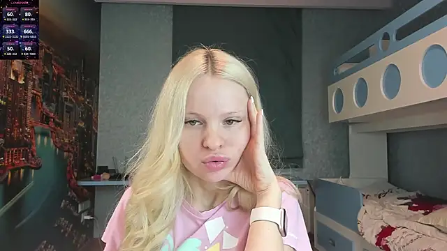 Snapshot of Masha_2002 chatting on June 2, 2026, 5:13 pm Masha 2002 online show from June 2, 2026, 5:13 pm