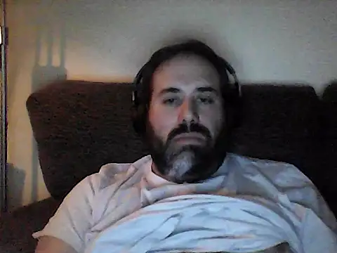 The Masterxxx14 online show from April 15, 2026, 9:26 pm