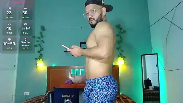 Snapshot of dann_big chatting on December 15, 2025, 5:52 pm dann big online show from December 15, 2025, 5:52 pm