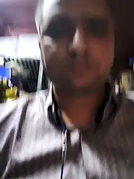 Snapshot of rajstrip12650 chatting on December 1, 2025, 8:37 am rajstrip12650 online show from December 1, 2025, 8:37 am