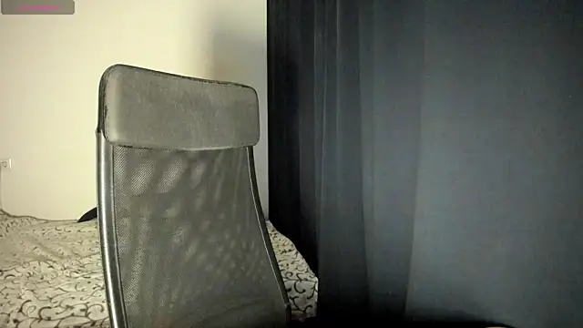 Ella   Bell online show from November 18, 2025, 12:30 pm