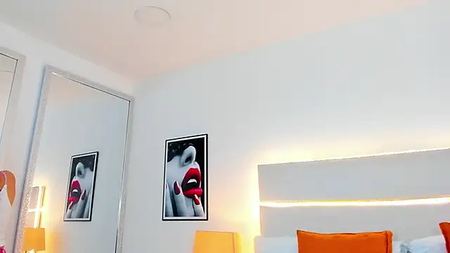 TaylorEvanss online show from April 10, 2026, 7:43 pm