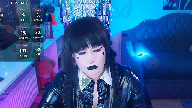 Snapshot of wickedxqueen chatting on February 3, 2025, 10:00 pm wickedxqueen online show from February 3, 2025, 10:00 pm