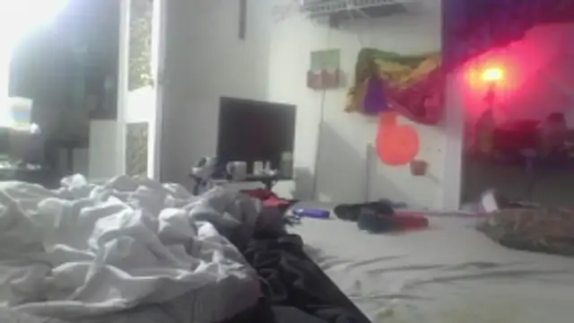 Fr4nk1eFFuxxx online show from April 12, 2026, 2:09 pm