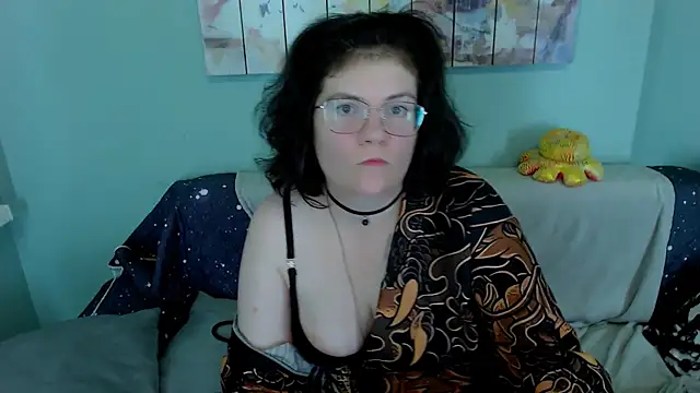 EverlyRays online show from August 8, 2026, 8:05 pm