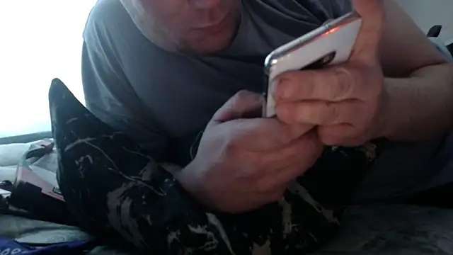 Snapshot of ACABFTP chatting on December 18, 2024, 5:42 pm ACABFTP online show from December 18, 2024, 5:42 pm