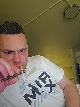 Snapshot of ACABFTP chatting on December 1, 2025, 9:15 pm ACABFTP online show from December 1, 2025, 9:15 pm