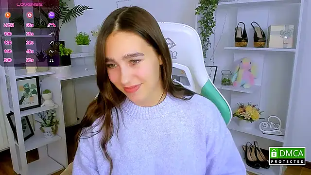 Snapshot of _Eliizabeth_ chatting on December 14, 2025, 9:20 pm Eliizabeth online show from December 14, 2025, 9:20 pm