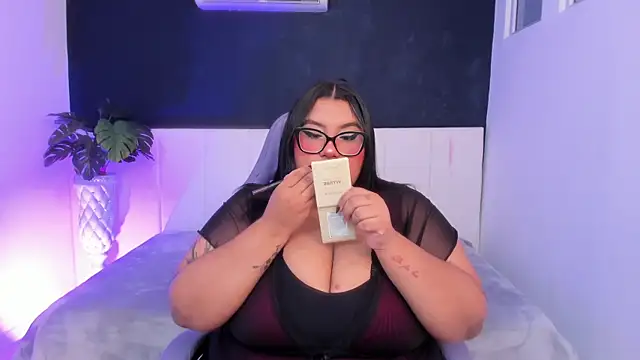 tifanny bigboobs11 online show from June 20, 2026, 11:15 am