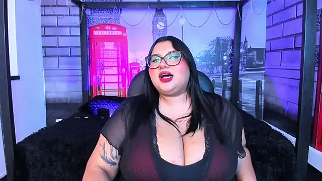 tifanny bigboobs11 online show from May 11, 2026, 4:04 pm